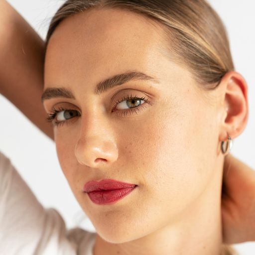 Arnica Concealer
