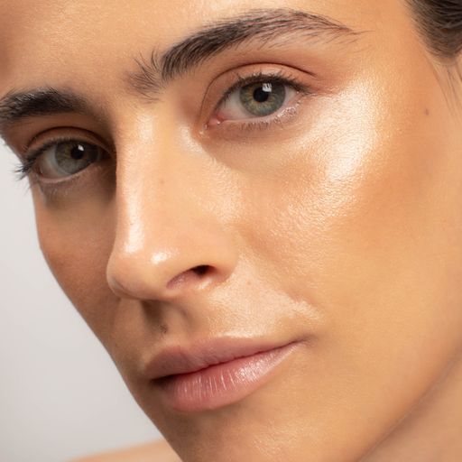 Arnica Concealer